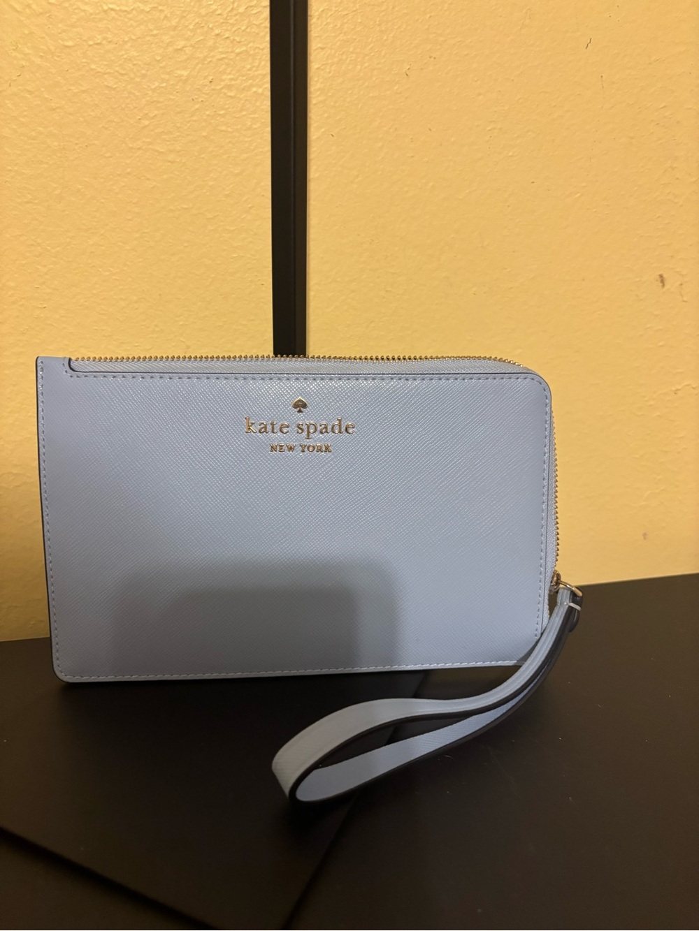 kate spade light blue wristlet clutch